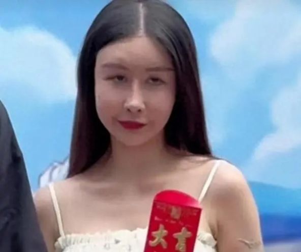 金美娜表情包图片gif-图3